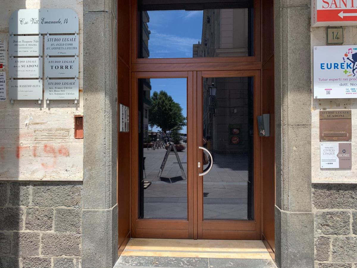 Civico Cinque Home Luxury Apartment Salerno Eksteriør bilde